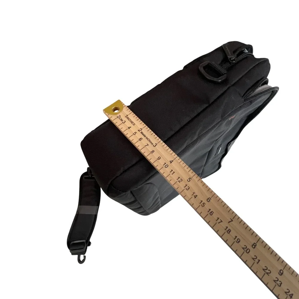 Amazon‎ Basics Black Laptop Bag Messenger Briefcase Shoulder Strap Padded